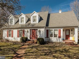 52 Hill Rd, Denver, PA 17517