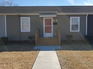 105 Oakwood Dr #B, Havelock, NC 28532