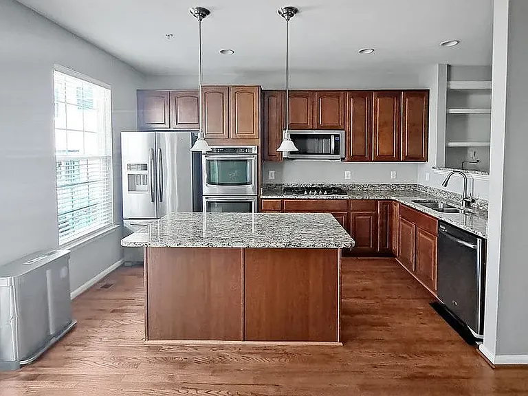 1701 Walcott Ln — Photo 9