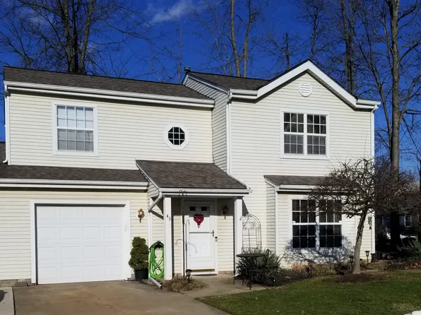 43 Woodbury Ln, Northfield, OH 44067