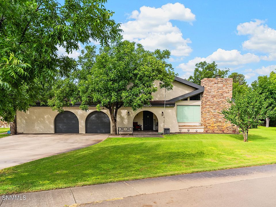 1st image of 3020 Mimosa Ln