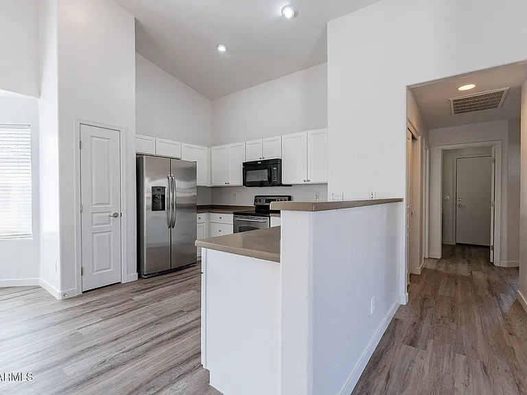 24866 W Huntington Dr — Photo 13