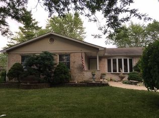 195 Bloomingdale Ct, Glendale Heights, IL 60139