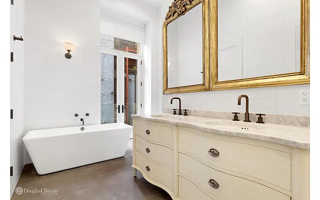 Rented by Douglas Elliman | media 19