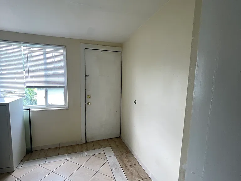 6107 Gravois Ave #2 — Photo 7