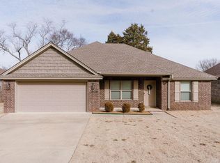 2608 Ridgewood Rd, Searcy, AR 72143