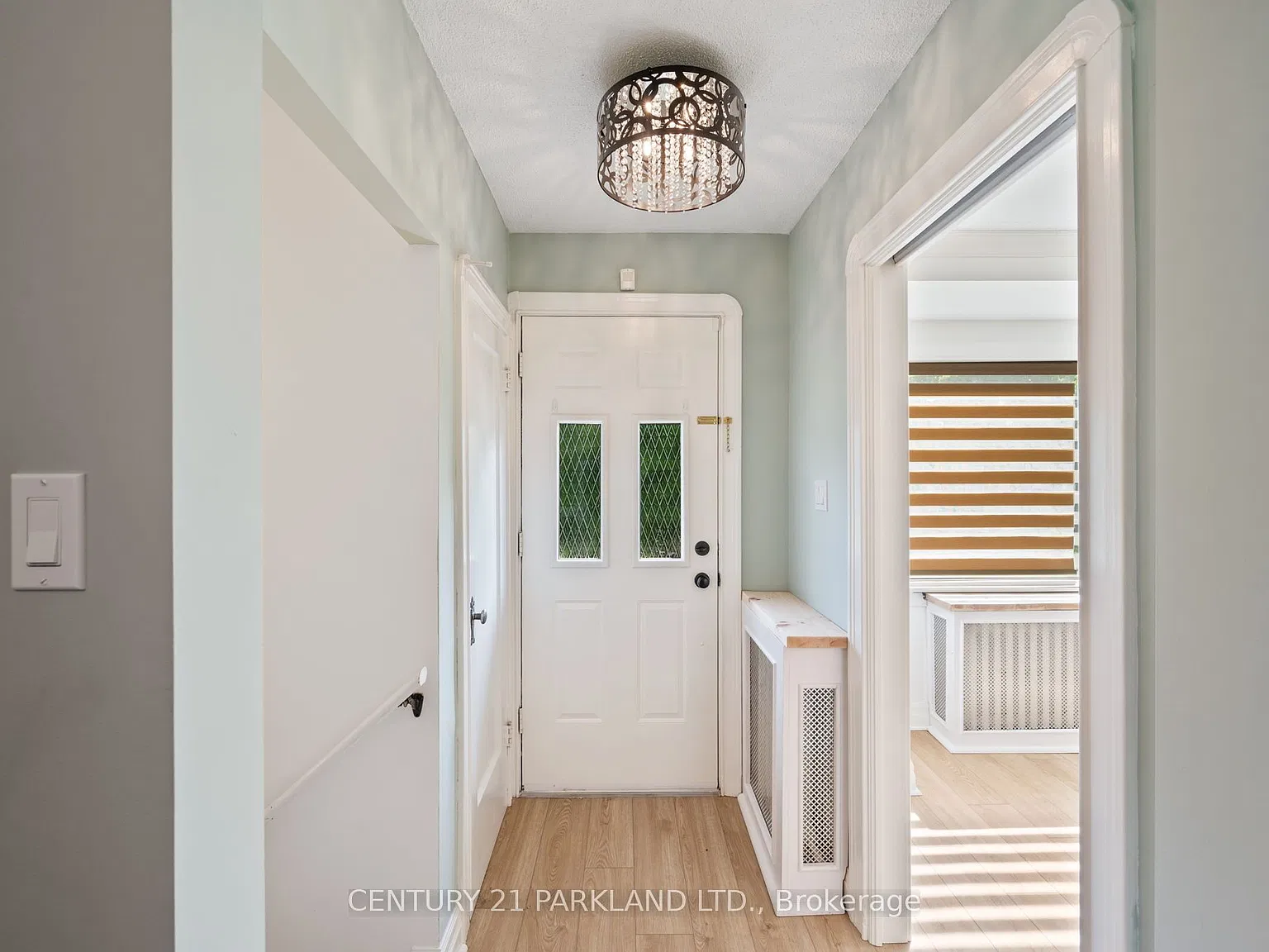 3 bed, $4,000 — Photo 4