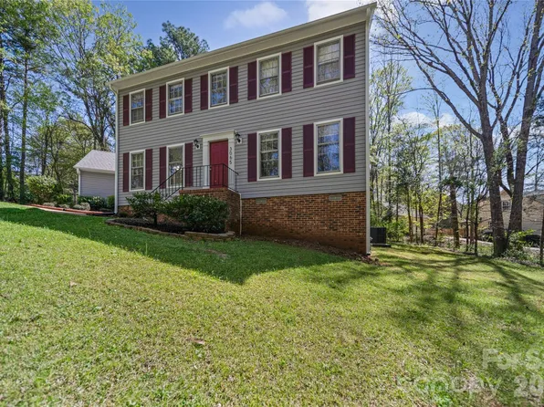 3065 Devonshire Dr, Rock Hill, SC 29732