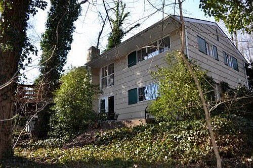2nd image of 2519 Tulip Ln