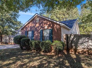 3383 Homeward Trl, Ellenwood, GA 30294