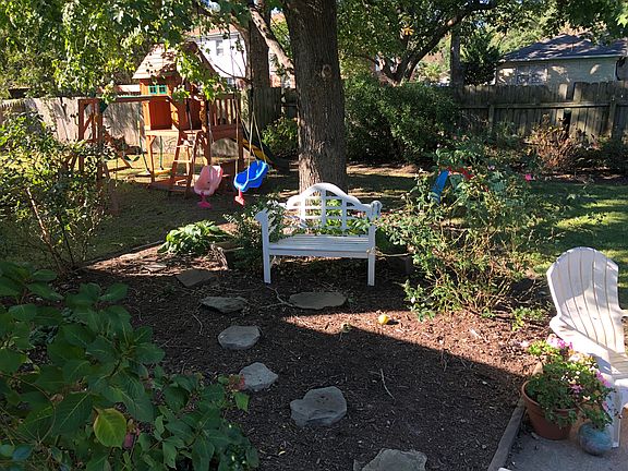 2nd image of 2421 Eastchester Ct