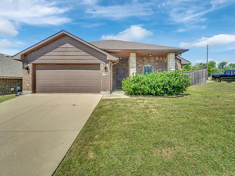 5165 Glen Eden Dr — Photo 1