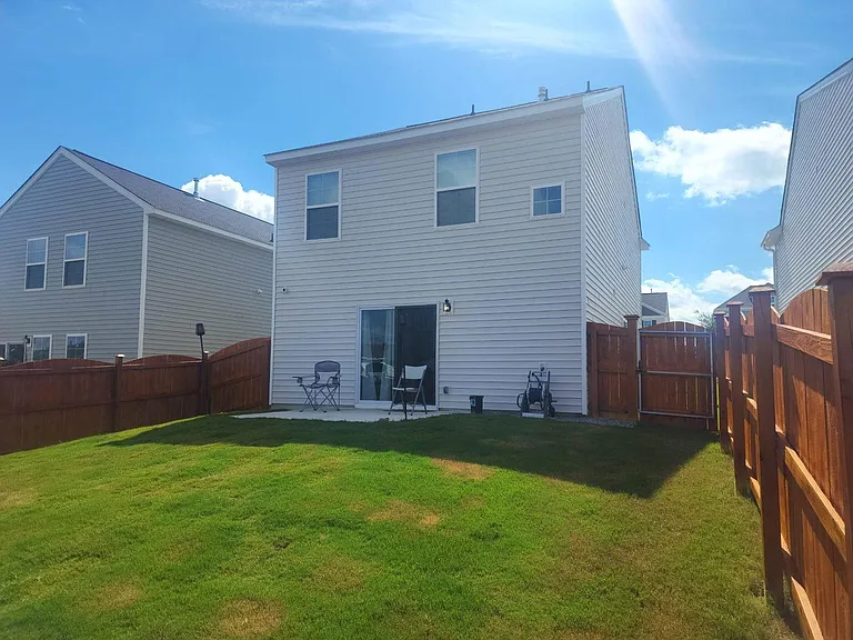 405 Eclipse Ln — Photo 36