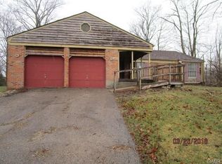1143 S Dixie Dr, Vandalia, OH 45377
