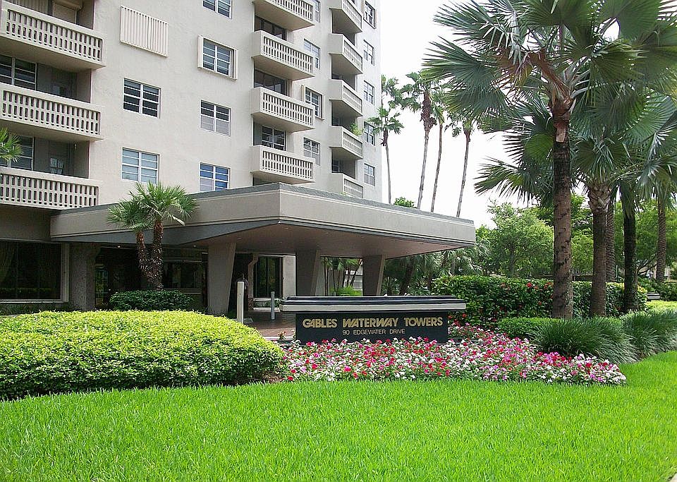 1st image of 90 Edgewater Dr APT 816