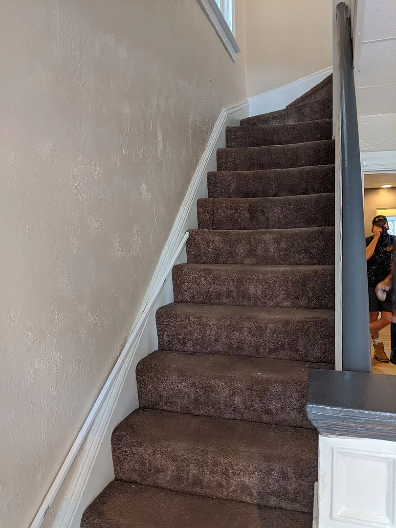 Renovated South Oakland 6 bedroom House — Photo 4