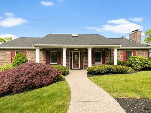 22 Pheasantwood Dr, Wakefield, MA 01880