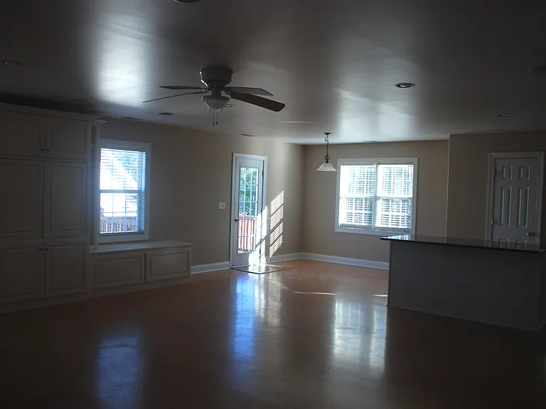 126B Colony St — Photo 16