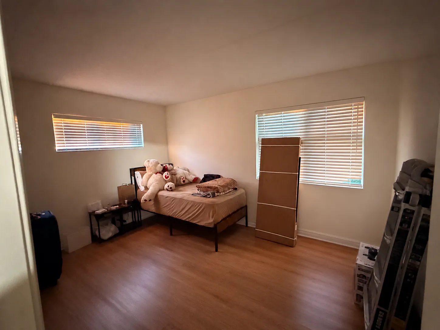 2 bed, 1100 sqft, $2,000 — Photo 4