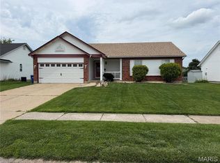 441 Slusser Ln, Florissant, MO 63031