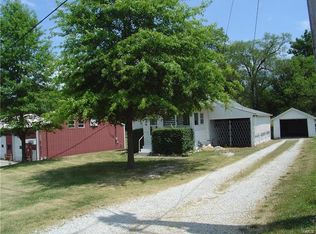 19 Neunaber St, Cottage Hills, IL