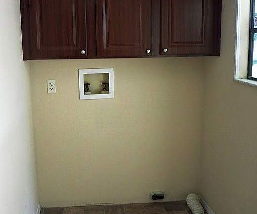 5th image of 34 Falls Way Dr