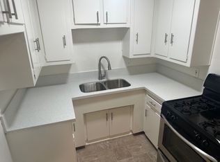 g1219, Los Angeles, CA 90025