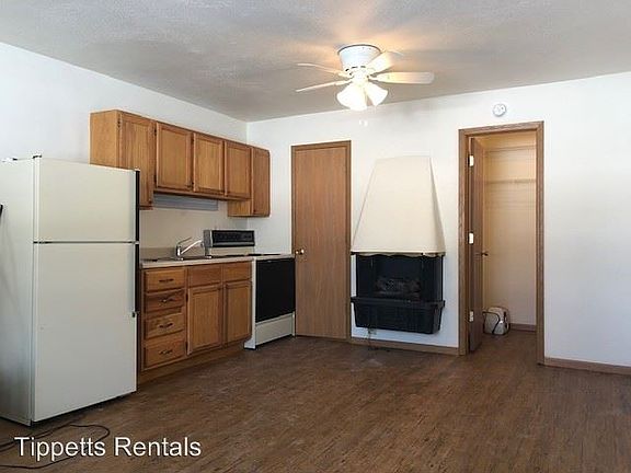 2nd image of 2222 32nd St S APT 38