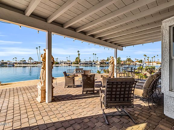 4th image of 10601 W BAYSIDE Road