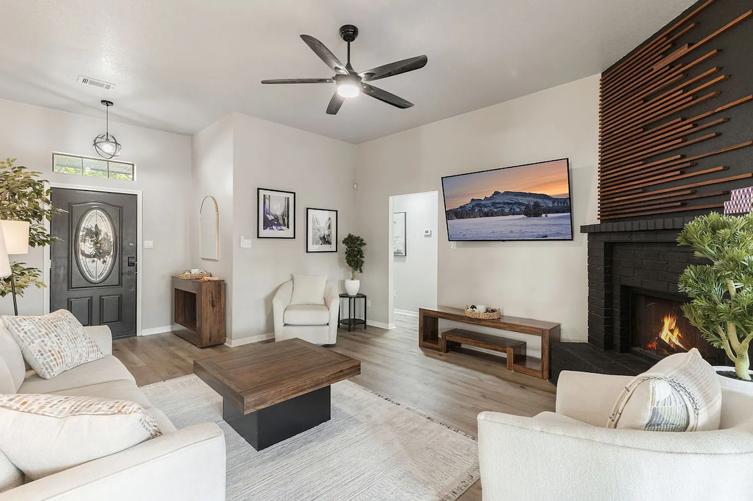 3 bed, 2.0 bath, $3,870 — Photo 1