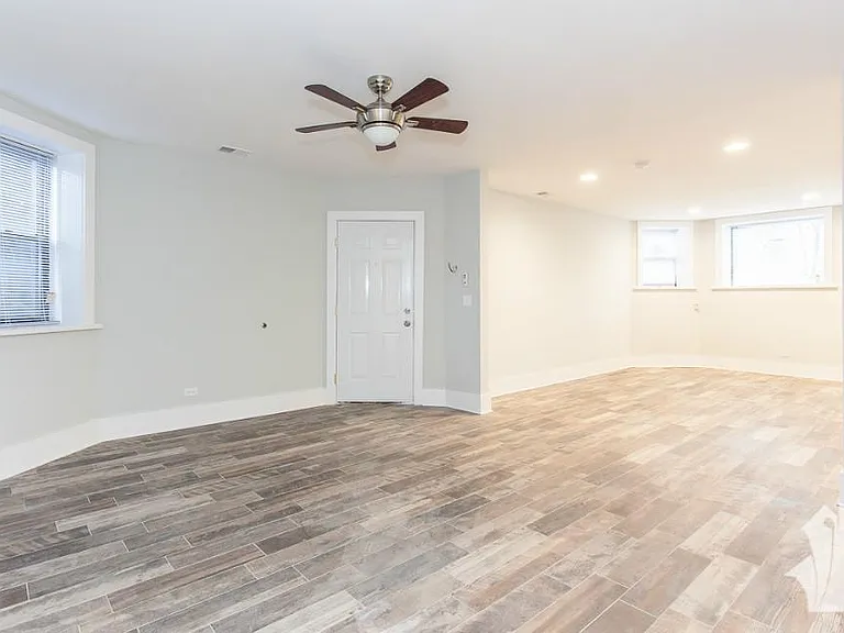 2922 W Logan Blvd #G — Photo 5