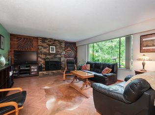 3875 Regent Ave, North Vancouver, BC V7N 2C3