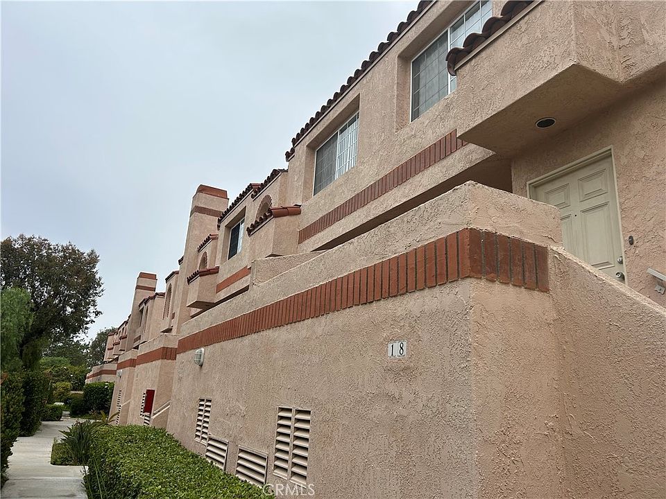 1st image of 3101 Plaza Del Amo Unit 18