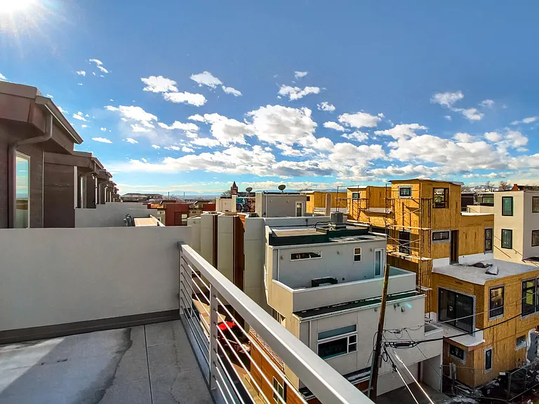 2103 W 32nd Ave #9 — Photo 36