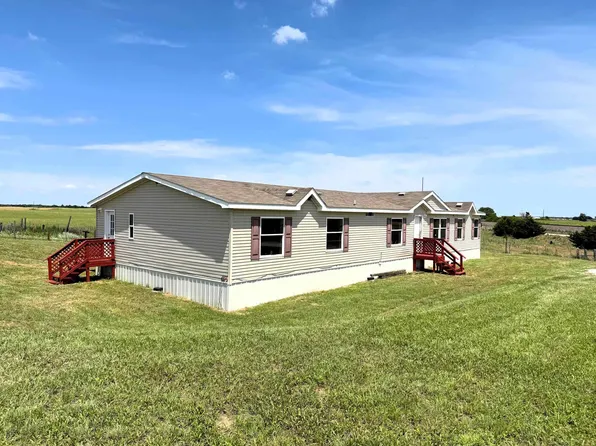 39545 S County Road 215, Mooreland, OK 73852