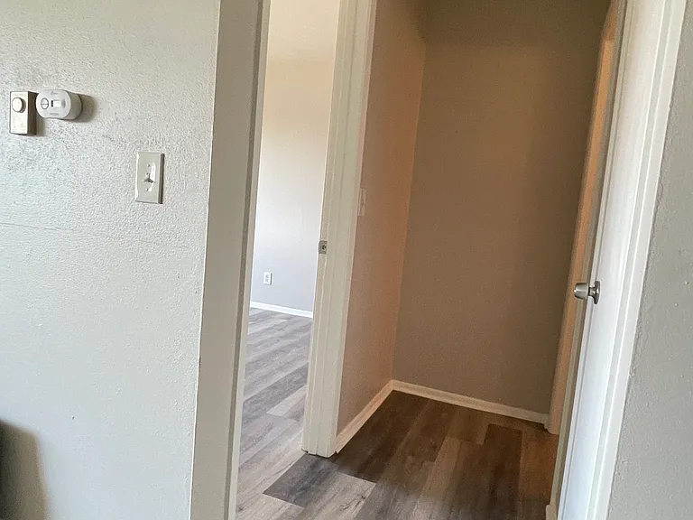 1917 Madera St #4 — Photo 7