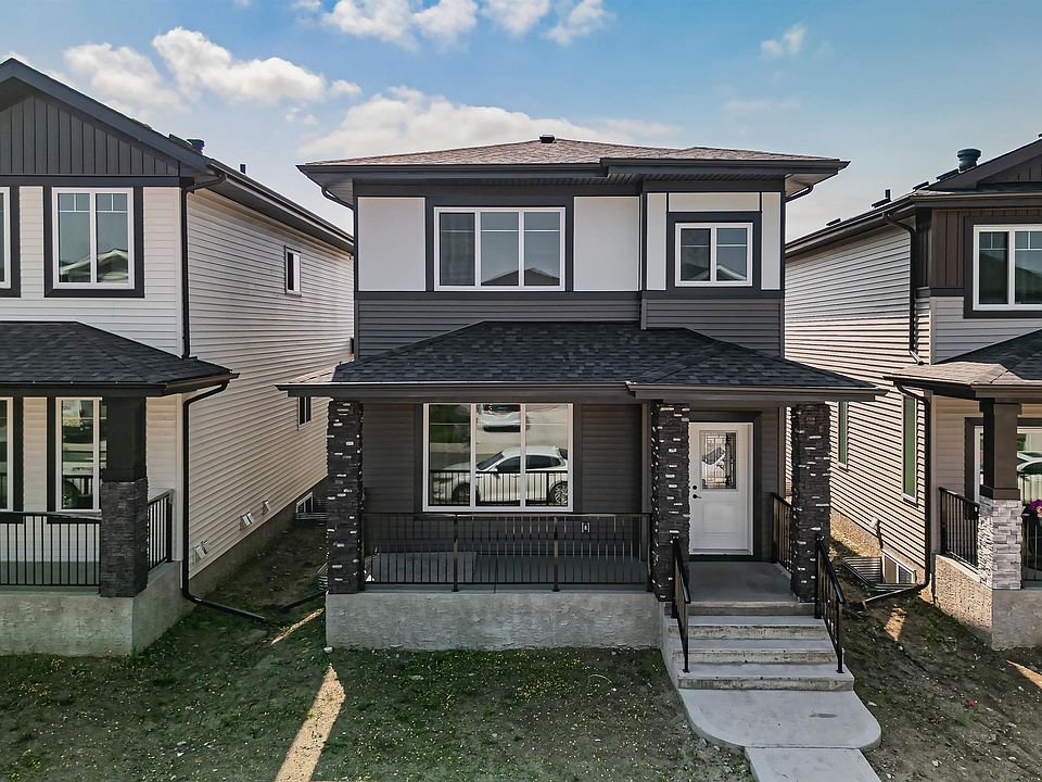1st image of 324 Roberts Cres