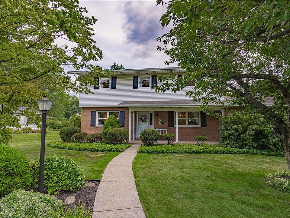 1st image of 904 Johnston Dr