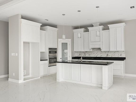 5th image of 516 Oriole Dr