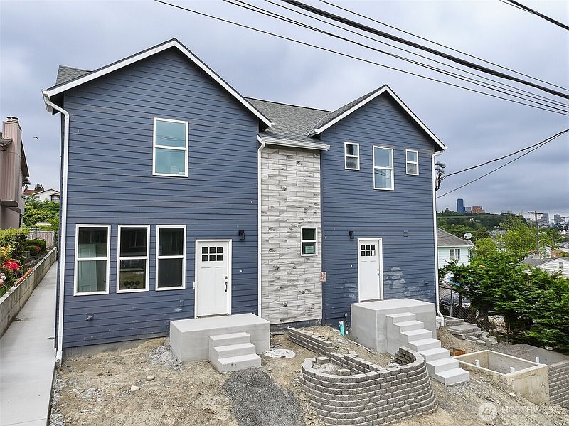 2nd image of 2317 22nd Avenue S