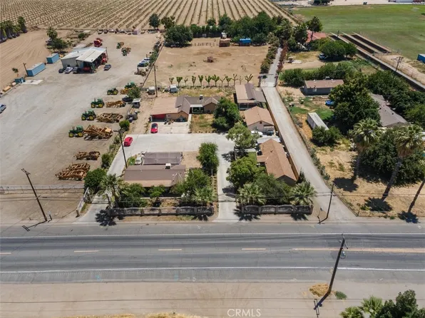 7795 Weedpatch Hwy, Bakersfield, CA 93307