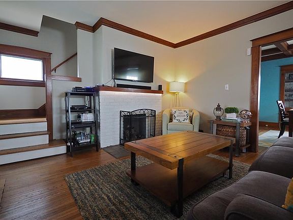 3rd image of 1218 Lakeland Ave