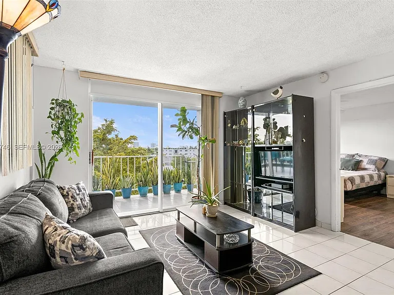 6900 Bay Dr #5C — Photo 11
