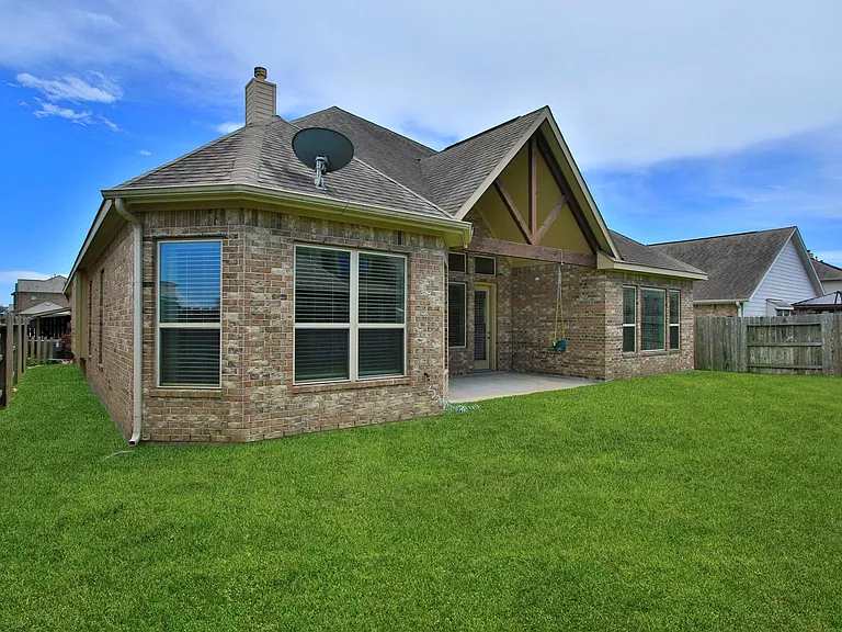 12426 Cumberland Dr — Photo 47
