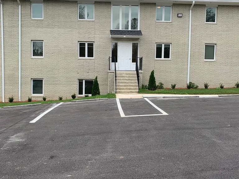 166 Anderson Ave NW — Photo 12