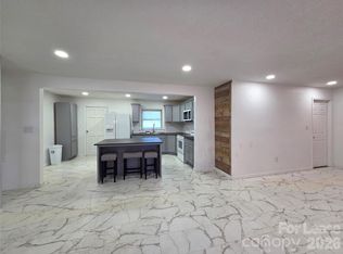 117 Oakview Dr, Gaffney, SC 29341