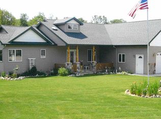 2708 N 27th Rd, Mesick, MI 49668