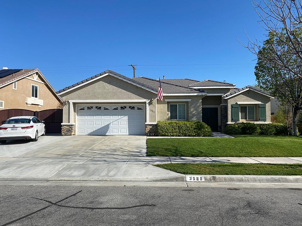 1st image of 3586 Serenade St