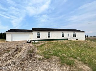 1116 17th Ave SW, Watford City, ND 58854