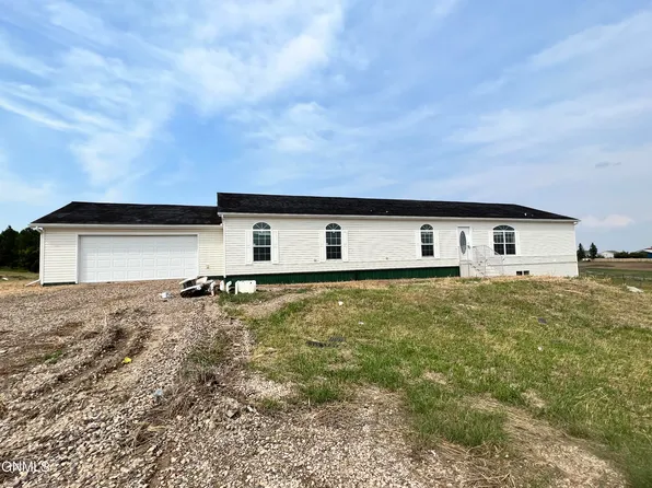1116 17th Ave SW, Watford City, ND 58854